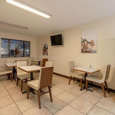 Econo Lodge Cortez Near Mesa Verde מראה חיצוני תמונה