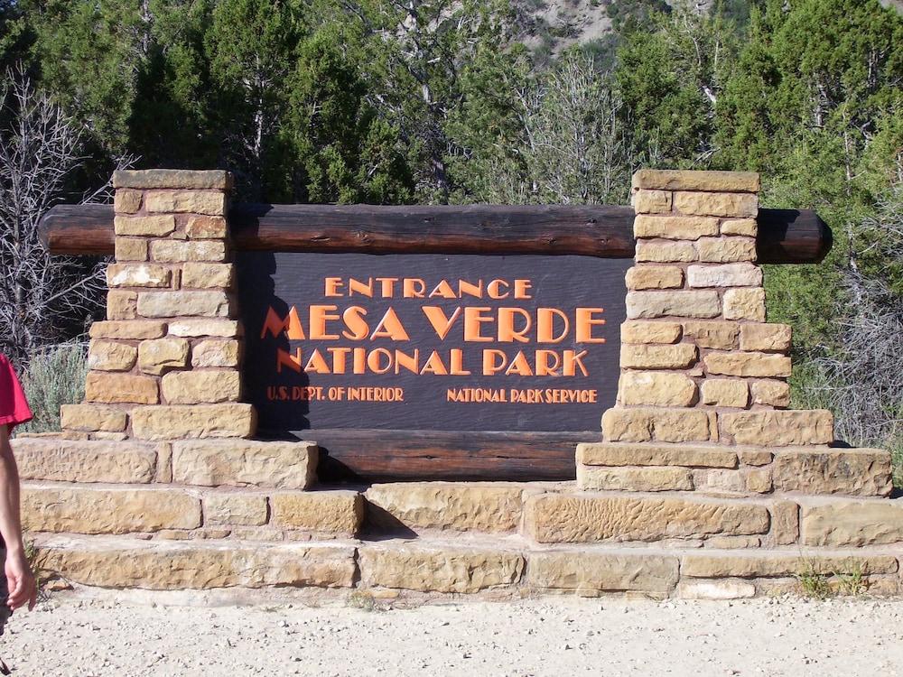 Econo Lodge Cortez Near Mesa Verde מראה חיצוני תמונה