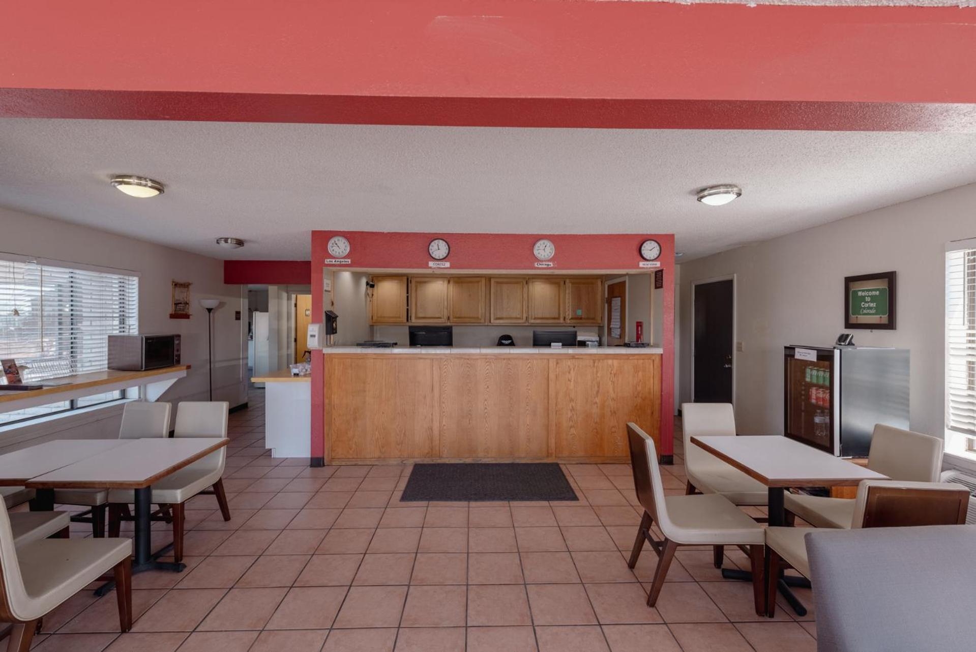 Econo Lodge Cortez Near Mesa Verde מראה חיצוני תמונה